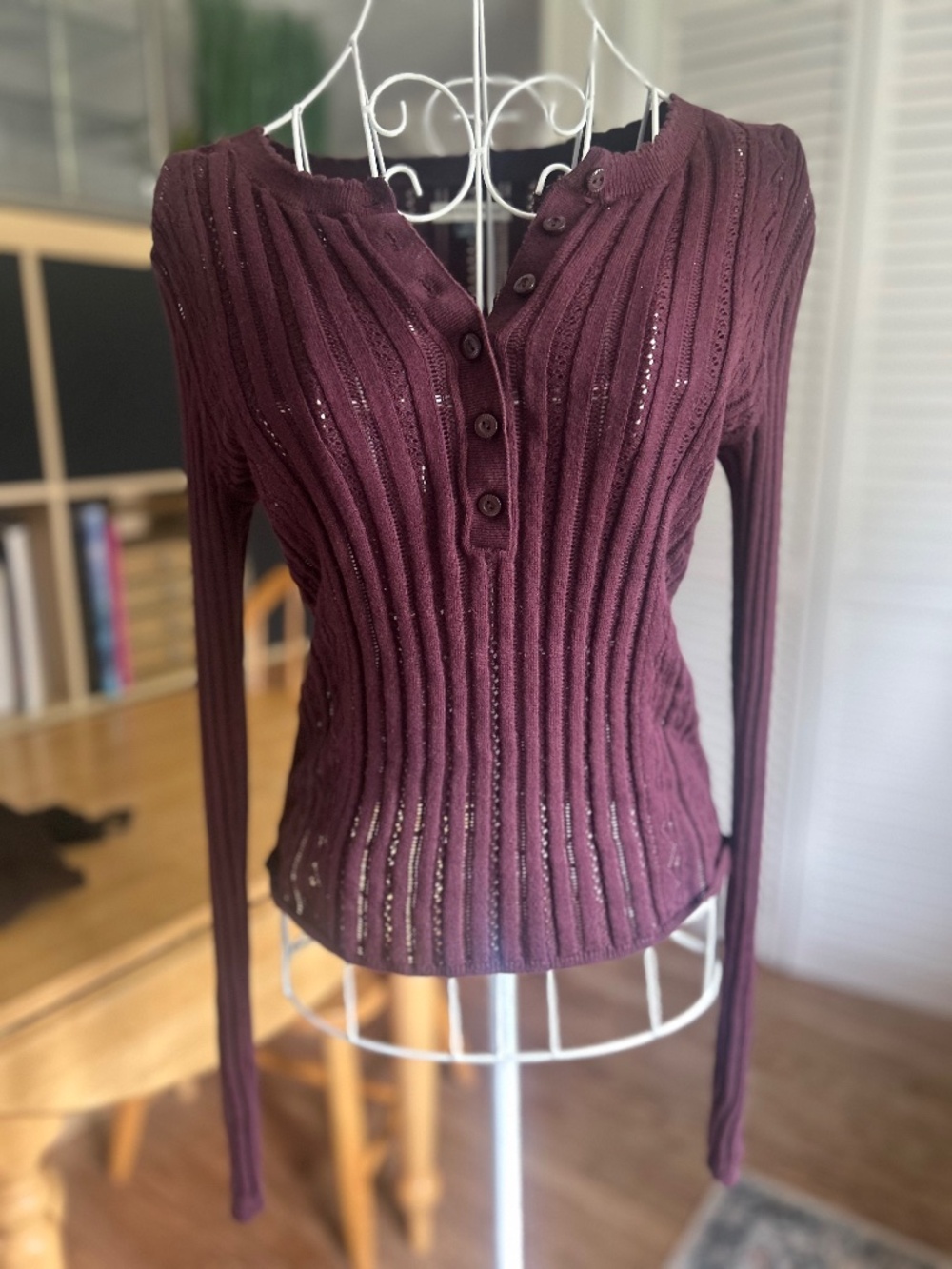 American Eagle Henley
